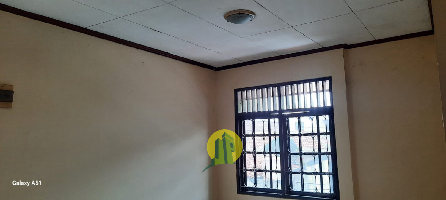 Rumah Jakarta Timur 4.jpeg