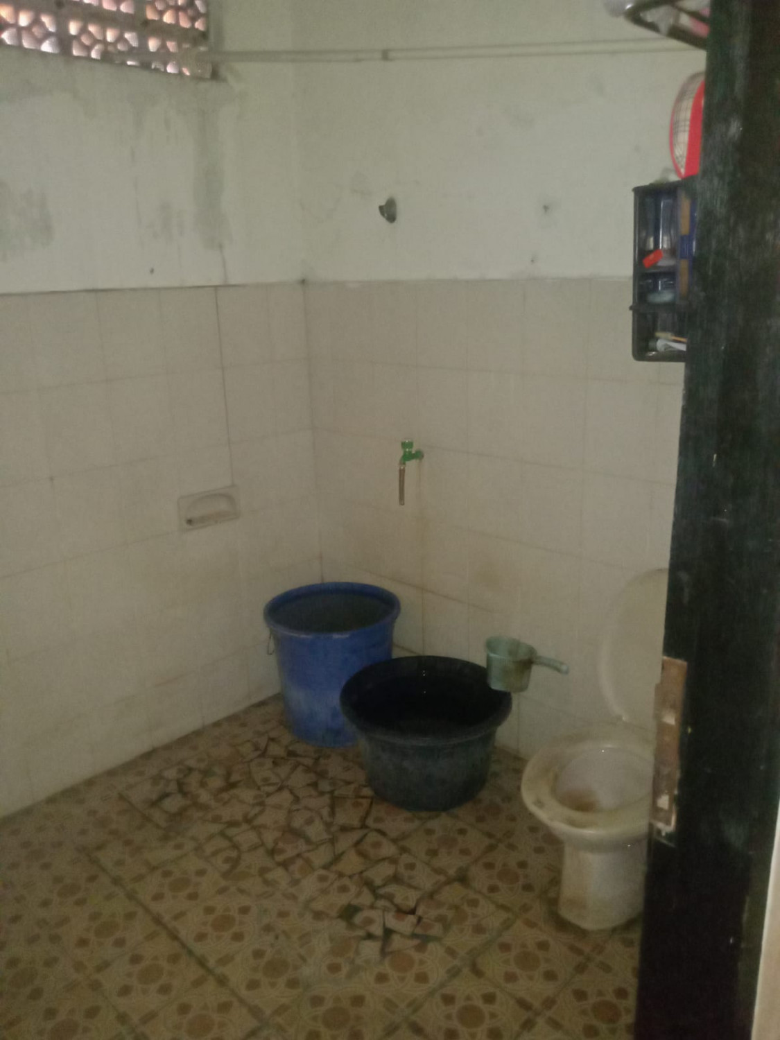 toilet dijual rmh hook.jpeg